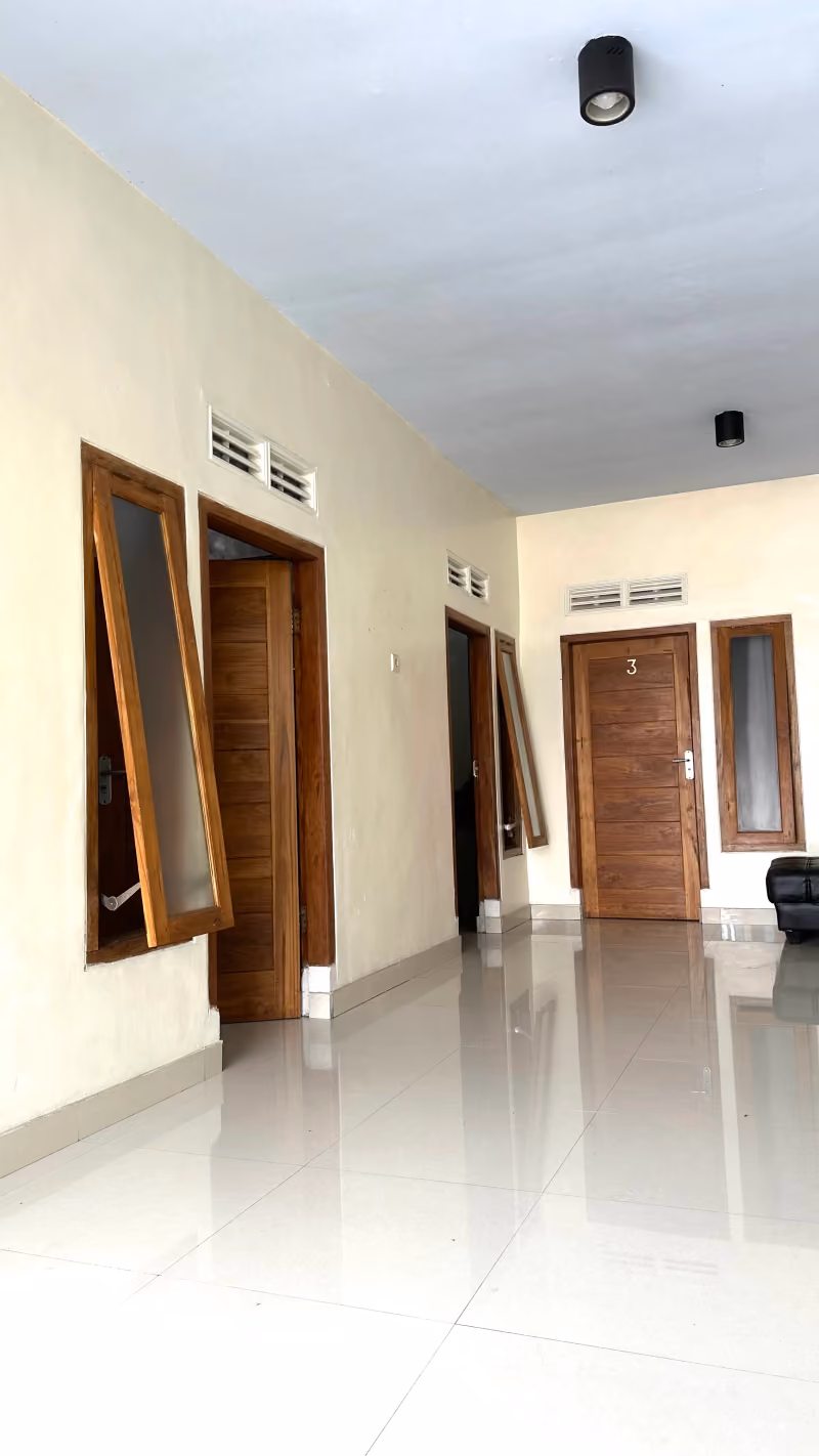 Jhose Villa 3 (Privat Room) image 4